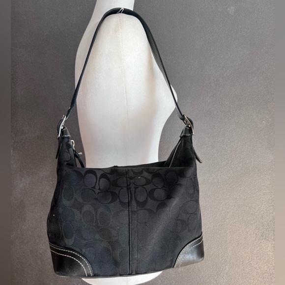 Coach canvas c signature hobo bag - Picture 2 of 15
